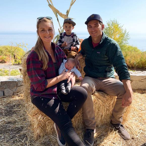 Meet your Posher, Beth - Picture 1 of 1